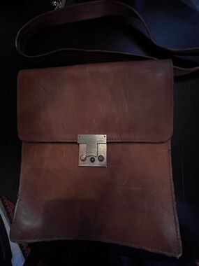 Vintage Leather Crossbody Bag in Brown Leather Renwick Verona Oxide